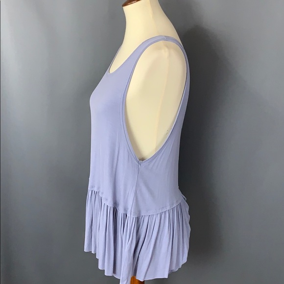 Periwinkle tanktop - Picture 3 of 6